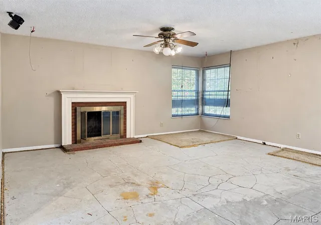 Photo 2 of Single family home for sale at 2335 Bennington Pl, Maryland Heights, MO 63043 | MLS# MIS26065076 | Listing updated on 2026-10-09