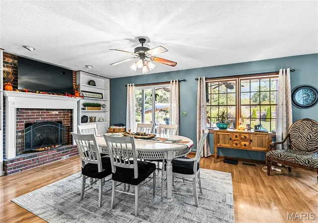 Photo 4 of Sale Pending at 26 Huntwood Ct, Swansea, IL 62226 | MLS# MIS26065082 | Listing updated on 2026-10-17
