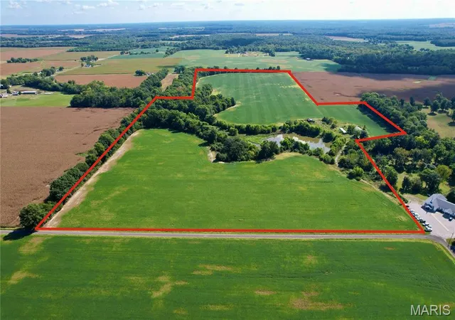 Photo 1 of Land for sale at 1305 Bethel Rd, Odin, IL 62870 | MLS# MIS26065098 | Listing updated on 2026-10-09