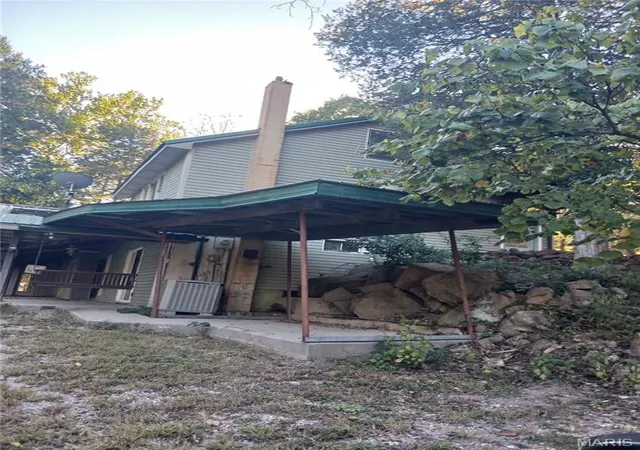Photo 2 of Single family home for sale at 554 Point Rd, Farmington, MO 63640 | MLS# MIS26065104 | Listing updated on 2026-10-09