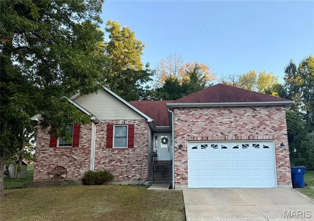 Photo 1 of Single family home for sale at 1274 Jonathan Ct, Washington, MO 63090 | MLS# MIS26065109 | Listing updated on 2026-10-19