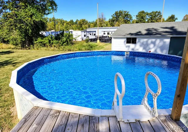 Photo 3 of Single family home for sale at 1367 S Washington, Du Quoin, IL 62832 | MLS# MIS26065115 | Listing updated on 2026-10-11