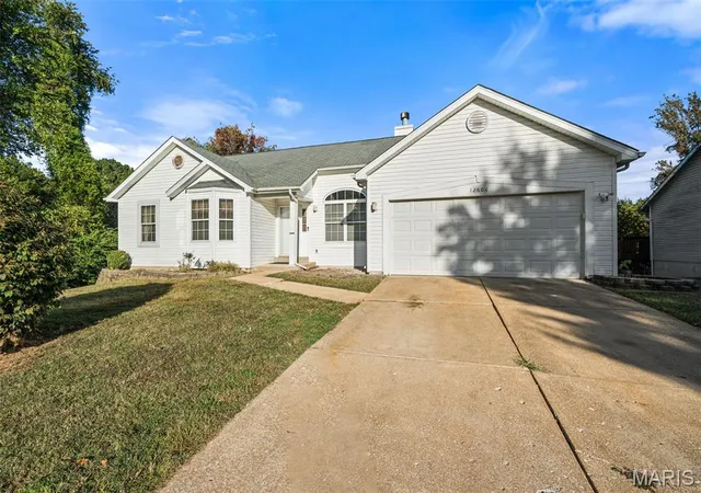 Photo 1 of Single family home for sale at 12606 Early Morning Dr, Black Jack, MO 63033 | MLS# MIS26065130 | Listing updated on 2026-10-10