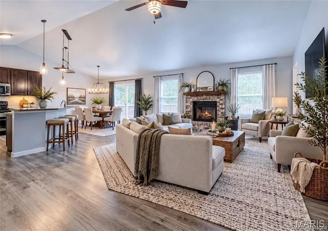 Photo 2 of Single family home for sale at 10085 Waterford Dr, Hillsboro, MO 63050 | MLS# MIS26065135 | Listing updated on 2026-10-19