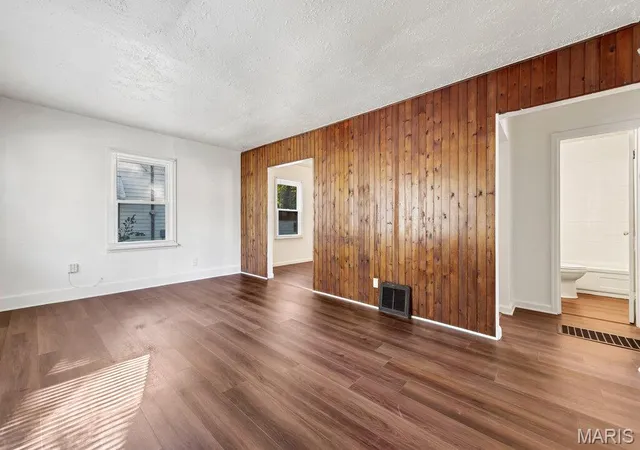 Photo 4 of Single family home for sale at 78 Reasor Dr, Saint Louis, MO 63135 | MLS# MIS26065137 | Listing updated on 2026-10-10
