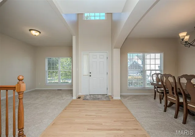 Photo 4 of Single family home for sale at 1048 Pierpoint Ln, Saint Charles, MO 63303 | MLS# MIS26065141 | Listing updated on 2026-10-19