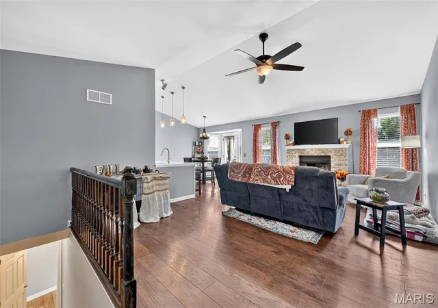 Photo 2 of Single family home for sale at 2727 Providence Ridge Dr, Wentzville, MO 63385 | MLS# MIS26065144 | Listing updated on 2026-10-09