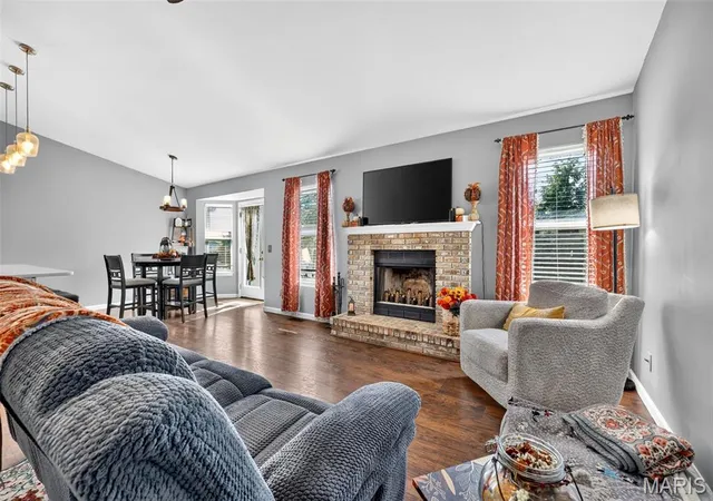 Photo 3 of Single family home for sale at 2727 Providence Ridge Dr, Wentzville, MO 63385 | MLS# MIS26065144 | Listing updated on 2026-10-09