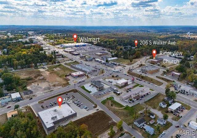 Photo 2 of Single family home for sale at 206 S Walker Ave, Rolla, MO 65401 | MLS# MIS26065146 | Listing updated on 2026-10-14