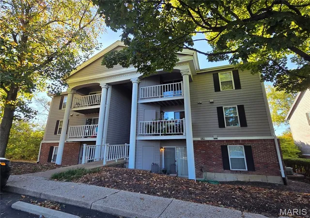 Condo for sale at 12836 Portulaca Dr #D, Saint Louis, MO 63146 | MLS# MIS26065150