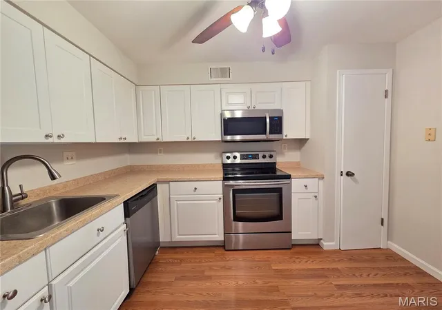 Photo 4 of Condo for sale at 12836 Portulaca Dr #D, Saint Louis, MO 63146 | MLS# MIS26065150 | Listing updated on 2026-10-15
