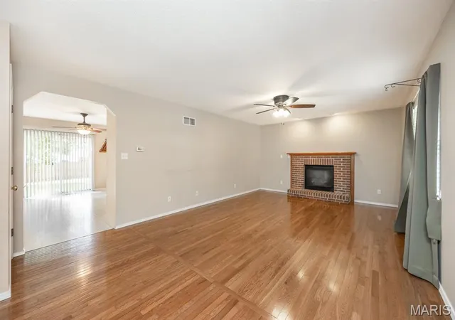 Photo 4 of Single family home for sale at 347 Logan Dr, O Fallon, IL 62269 | MLS# MIS26065155 | Listing updated on 2026-10-10