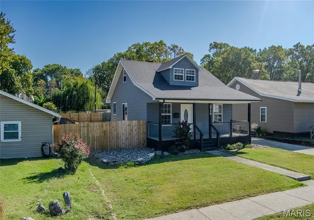 Photo 3 of Single family home for sale at 2716 Idaho Ave, Granite City, IL 62040 | MLS# MIS26065160 | Listing updated on 2026-10-09