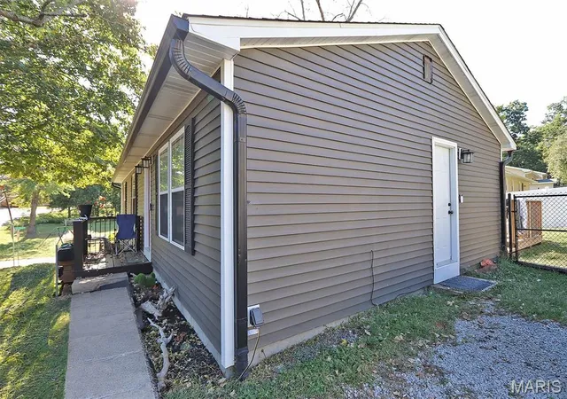 Photo 1 of Single family home for sale at 389 Country Clb Dr, Cape Girardeau, MO 63701 | MLS# MIS26065161 | Listing updated on 2026-10-09