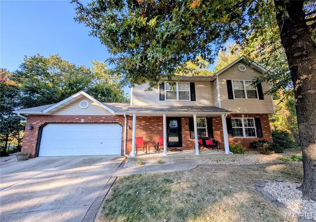 Single family home for sale at 1551 Fairoaks Dr, Troy, IL 62294 | MLS# MIS26065163