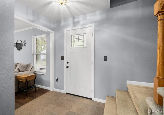 Photo 3 of Single family home for sale at 1551 Fairoaks Dr, Troy, IL 62294 | MLS# MIS26065163 | Listing updated on 2026-10-20