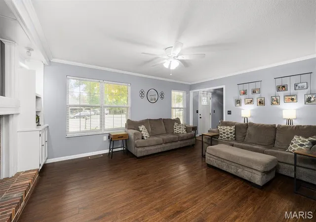Photo 4 of Single family home for sale at 1551 Fairoaks Dr, Troy, IL 62294 | MLS# MIS26065163 | Listing updated on 2026-10-20