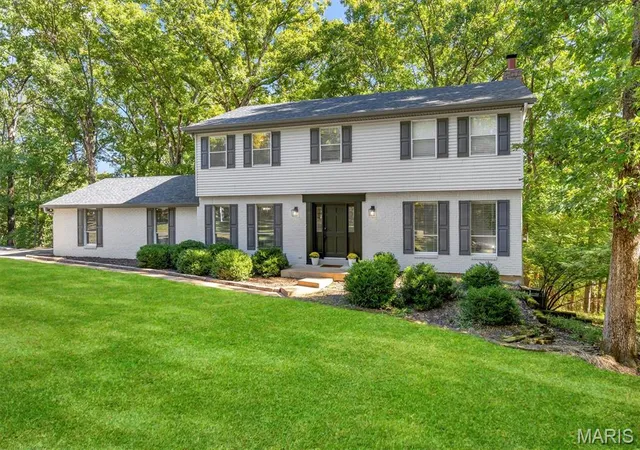 Photo 3 of Single family home for sale at 1444 Eagle Ridge Rd, Wildwood, MO 63038 | MLS# MIS26065188 | Listing updated on 2026-10-22