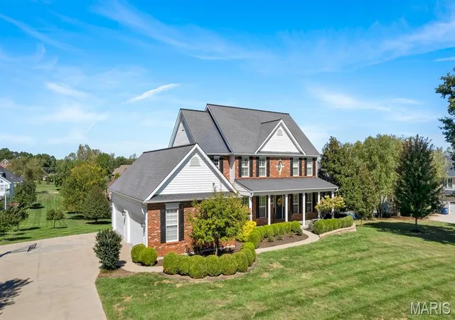 Photo 3 of Single family home for sale at 5364 Tower Hl Ct, Weldon Spring, MO 63304 | MLS# MIS26065193 | Listing updated on 2026-10-29