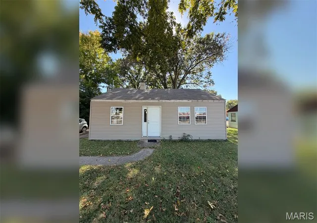Photo 1 of Single family home for sale at 4014 N Belt, Belleville, IL 62226 | MLS# MIS26065194 | Listing updated on 2026-10-14