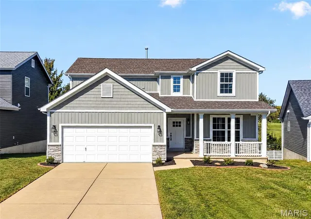Photo 2 of Single family home for sale at 350 Briarchase Cir, Lake Saint Louis, MO 63367 | MLS# MIS26065196 | Listing updated on 2026-10-10