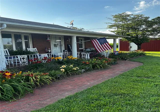 Photo 3 of Single family home for sale at 297 County Hwy 357, Charleston, MO 63834 | MLS# MIS26065207 | Listing updated on 2026-10-09