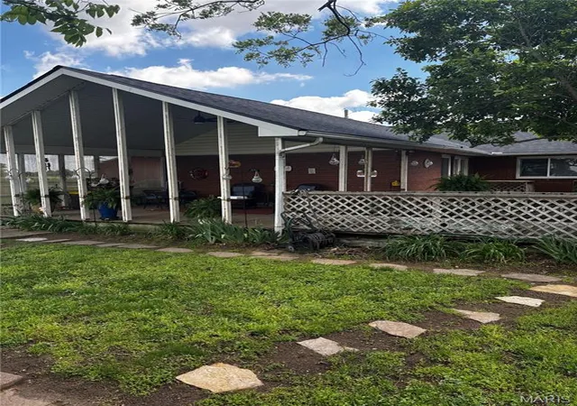 Photo 3 of Single family home for sale at 297 County Hwy 357, Charleston, MO 63834 | MLS# MIS26065207 | Listing updated on 2026-10-09
