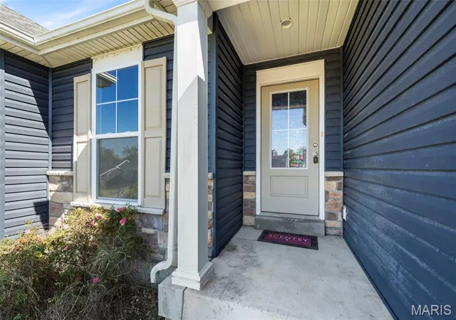 Photo 3 of Single family home for sale at 1030 Palisades Ln, Pacific, MO 63069 | MLS# MIS26065215 | Listing updated on 2026-10-09