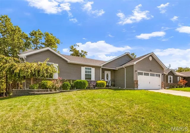 Photo 2 of Single family home for sale at 152 Lake Tucci Cir, Wright City, MO 63390 | MLS# MIS26065222 | Listing updated on 2026-10-21