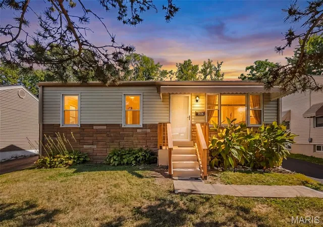 Photo 1 of Single family home for sale at 3536 Adie Rd, Saint Ann, MO 63074 | MLS# MIS26065225 | Listing updated on 2026-10-10