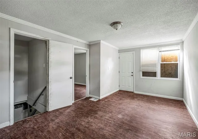 Photo 4 of Single family home for sale at 313 Northridge Dr, Saint Louis, MO 63137 | MLS# MIS26065228 | Listing updated on 2026-10-09