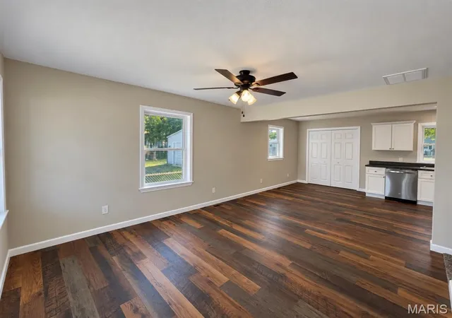 Photo 3 of Single family home for sale at 418 3rd Street, East Prairie, MO 63845 | MLS# MIS26065234 | Listing updated on 2026-10-10