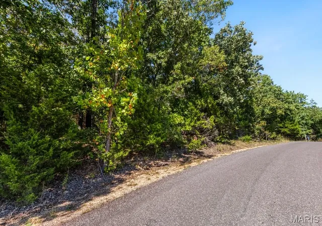 Photo 1 of Land for sale at 1895 Lakeshore Dr, Cuba, MO 65453 | MLS# MIS26065235 | Listing updated on 2026-10-10
