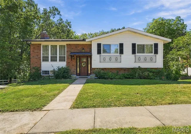 Single family home for sale at 4866 Arevalo Dr, Saint Louis, MO 63128 | MLS# MIS26065237