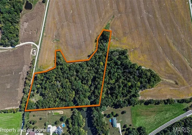 Photo 3 of House for sale at Tbd 450 North Ave, Mount Sterling, IL 62353 | MLS# MIS26065248 | Listing updated on 2026-10-13