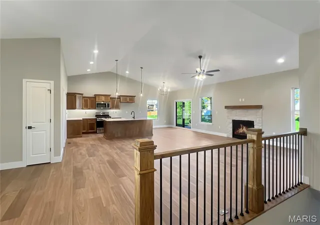 Photo 3 of Single family home for sale at 1840 Wellington Ln, Maryville, IL 62062 | MLS# MIS26065250 | Listing updated on 2026-10-09
