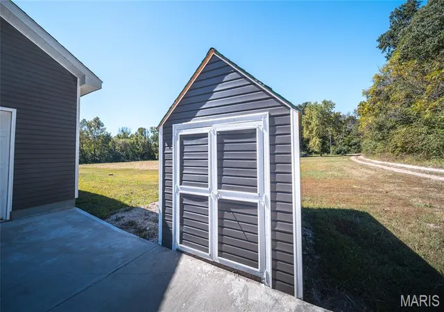 Photo 3 of Single family home for sale at 212 Tiny Blossom Flds, Villa Ridge, MO 63089 | MLS# MIS26065254 | Listing updated on 2026-10-09