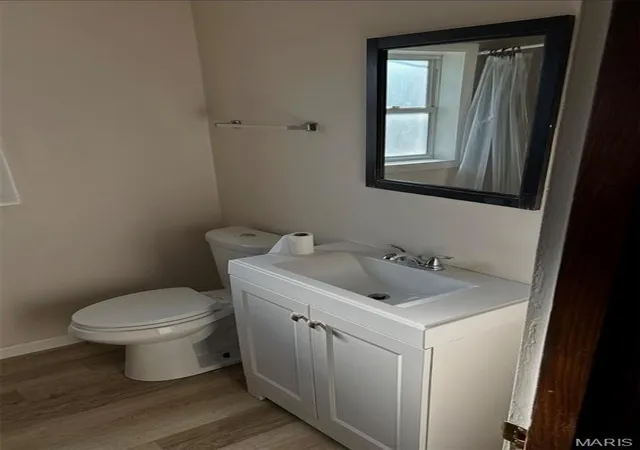 Photo 3 of Sale Pending at 1844 Mclaran Ave, Saint Louis, MO 63147 | MLS# MIS26065257 | Listing updated on 2026-10-16