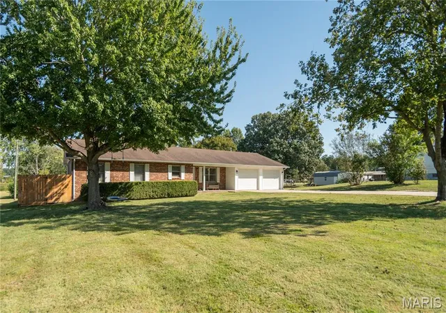Photo 3 of Single family home for sale at 902 N Prairie St, Bloomfield, MO 63825 | MLS# MIS26065264 | Listing updated on 2026-10-09