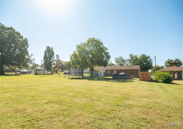 Photo 3 of Single family home for sale at 902 N Prairie St, Bloomfield, MO 63825 | MLS# MIS26065264 | Listing updated on 2026-10-09