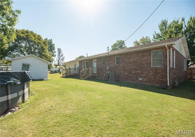 Photo 4 of Single family home for sale at 902 N Prairie St, Bloomfield, MO 63825 | MLS# MIS26065264 | Listing updated on 2026-10-09