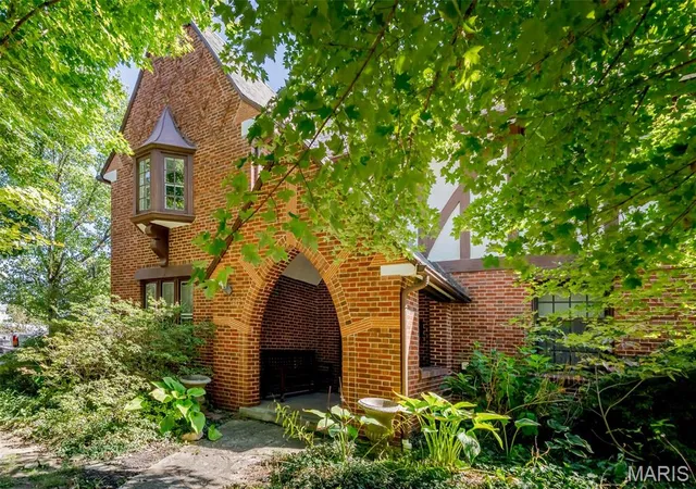 Photo 4 of Single family home for sale at 212 Macarthur St, Washington, MO 63090 | MLS# MIS26065280 | Listing updated on 2026-10-09