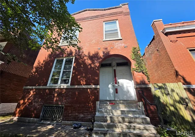Photo 3 of Multi family home for sale at 4717 Tennessee Ave, Saint Louis, MO 63111 | MLS# MIS26065283 | Listing updated on 2026-10-15