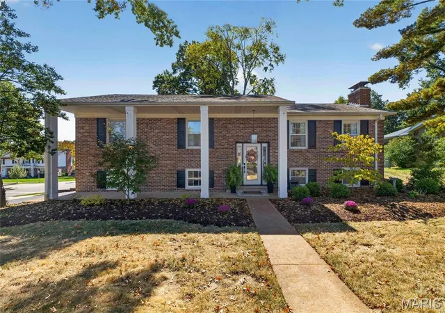 Single family home for sale at 1704 Black Twig Ln, Saint Louis, MO 63122 | MLS# MIS26065288