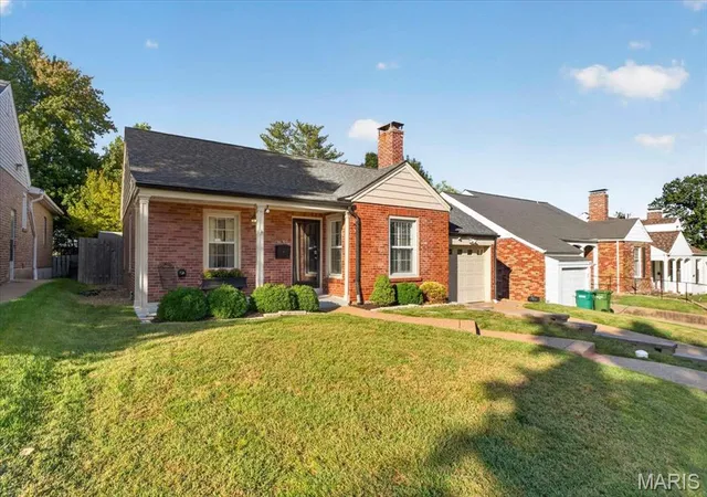 Photo 3 of Sale Pending at 8639 Eulalie Ave, Saint Louis, MO 63144 | MLS# MIS26065289 | Listing updated on 2026-10-18