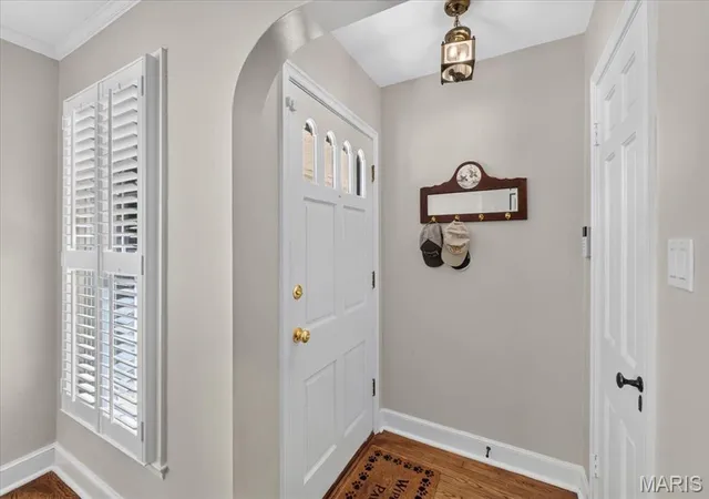 Photo 4 of Sale Pending at 8639 Eulalie Ave, Saint Louis, MO 63144 | MLS# MIS26065289 | Listing updated on 2026-10-18