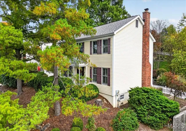 Photo 1 of Single family home for sale at 14980 Chateau Village Dr, Chesterfield, MO 63017 | MLS# MIS26065302 | Listing updated on 2026-10-28