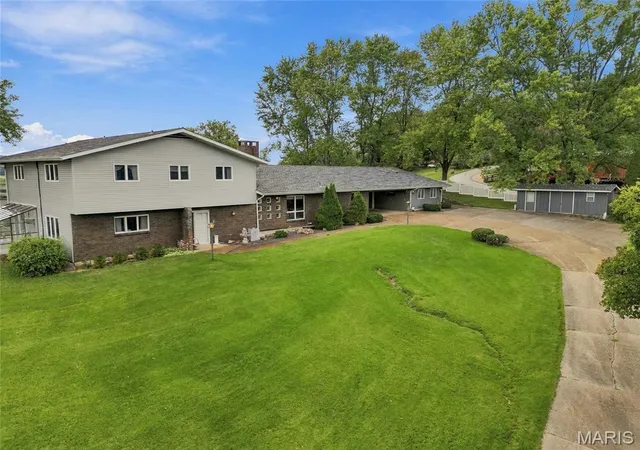 Photo 4 of Single family home for sale at 322 W 12th Street, Hermann, MO 65041 | MLS# MIS26065304 | Listing updated on 2026-10-09