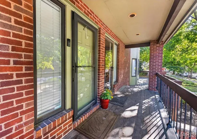 Photo 4 of Condo for sale at 4453 W Pine Blvd #1, Saint Louis, MO 63108 | MLS# MIS26065306 | Listing updated on 2026-10-09