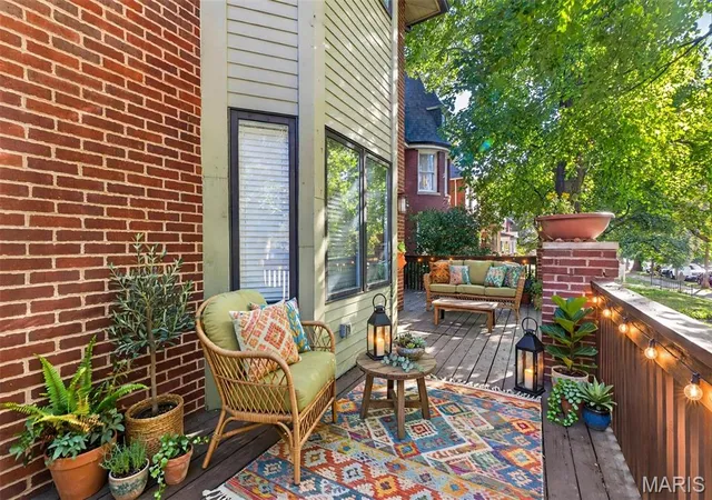 Photo 3 of Condo for sale at 4453 W Pine Blvd #1, Saint Louis, MO 63108 | MLS# MIS26065306 | Listing updated on 2026-10-09